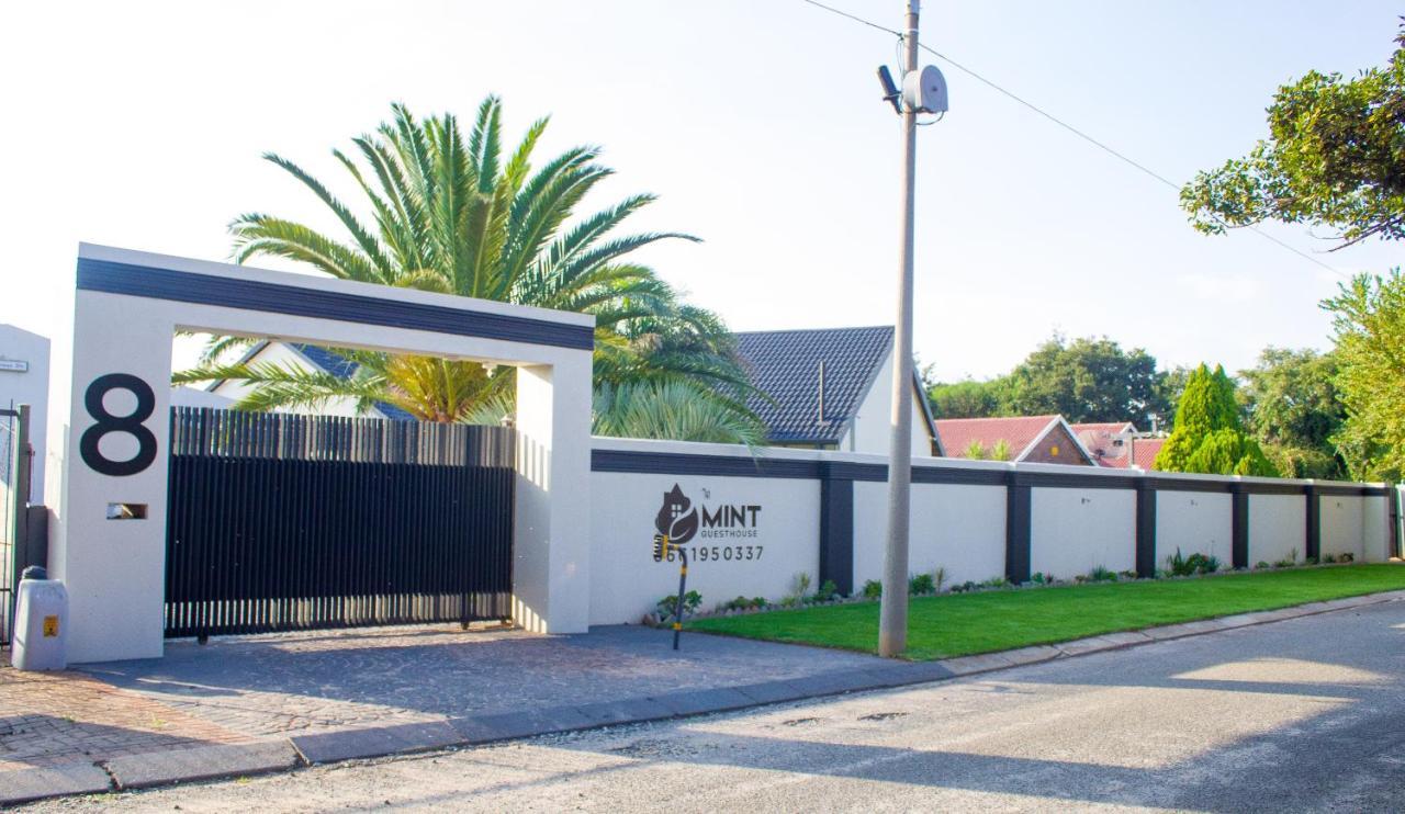Mint Guesthouse Randfontein Exterior photo